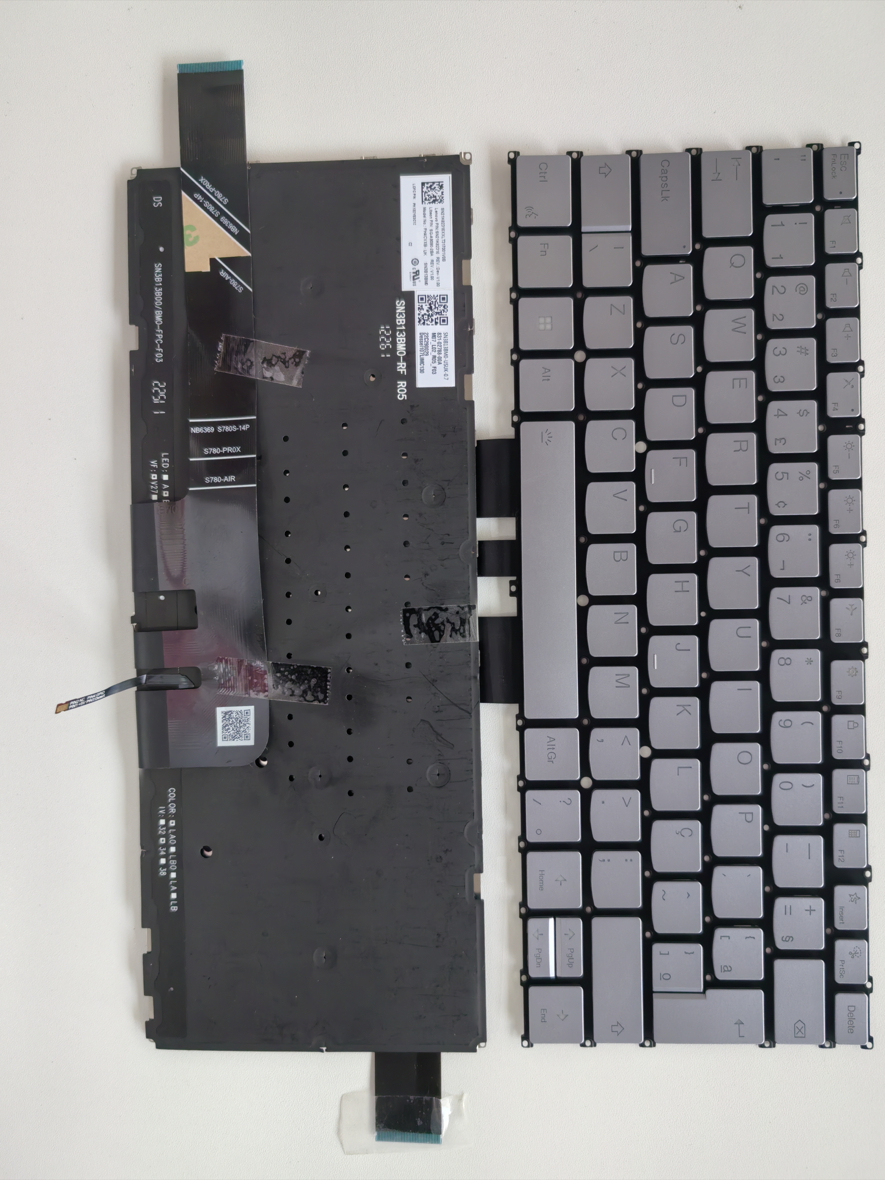Picture of New Replacement Laptop Keyboard For LENOVO YOGA PRO 7 14ARP8 shout button/14AHP9/14IRP8 SILVER Backlit BR Layout